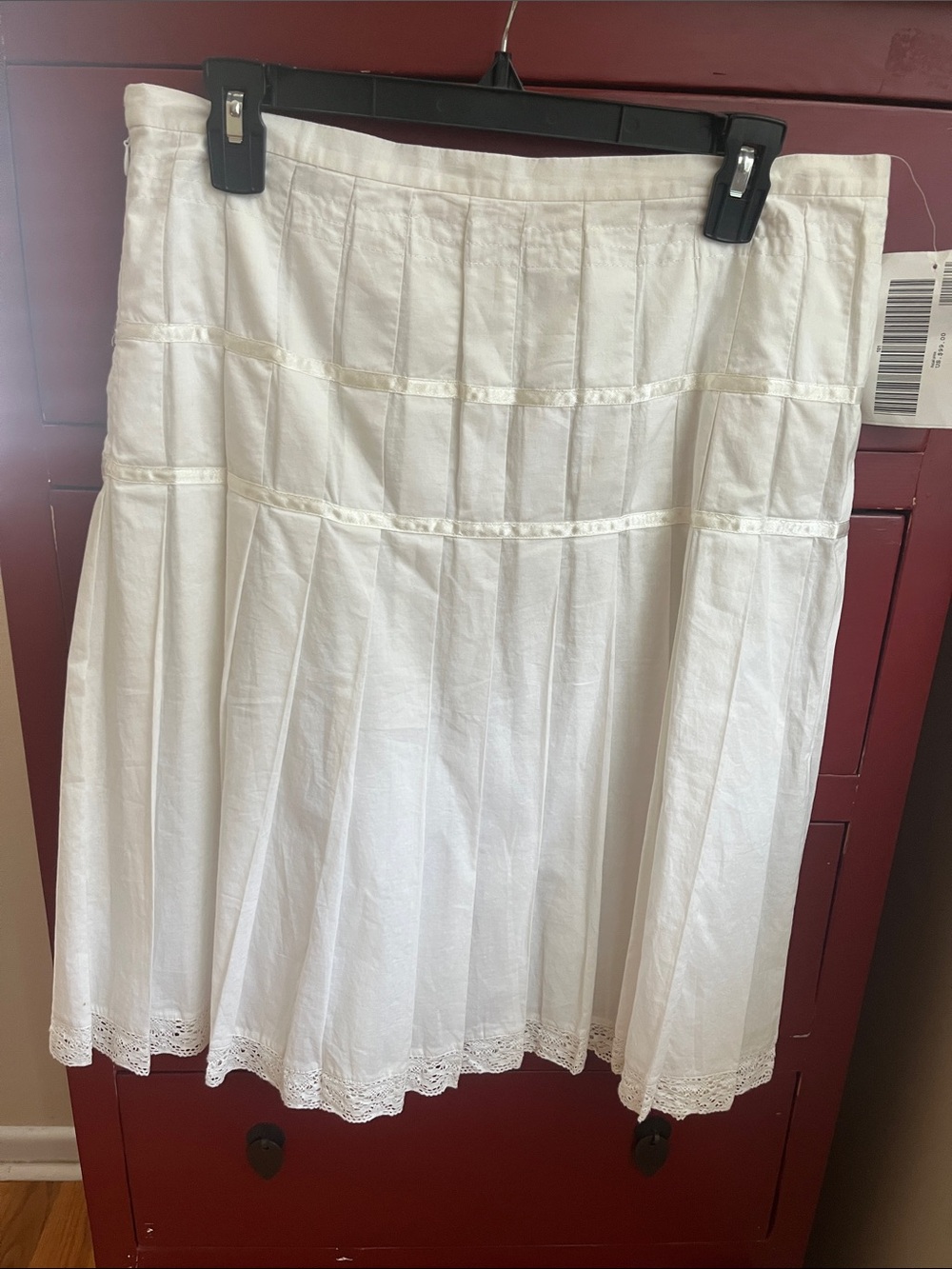 Sisley White A-Line Lace-Trim Skirt